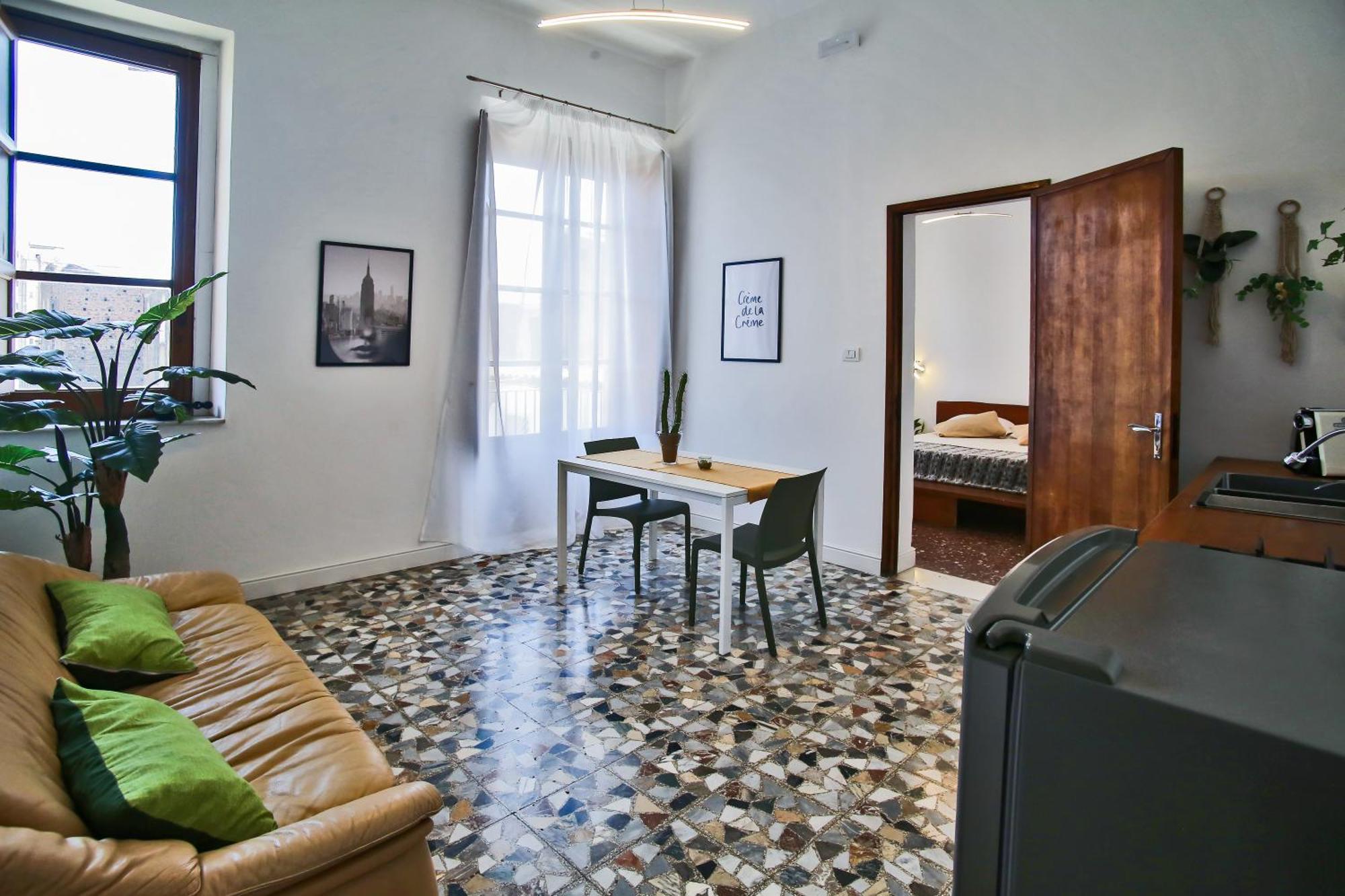 קטאניה Tiritu Apartments מראה חיצוני תמונה