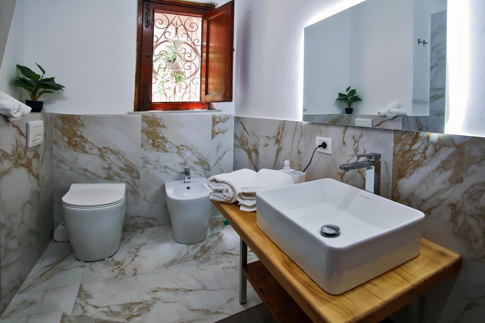 קטאניה Tiritu Apartments מראה חיצוני תמונה