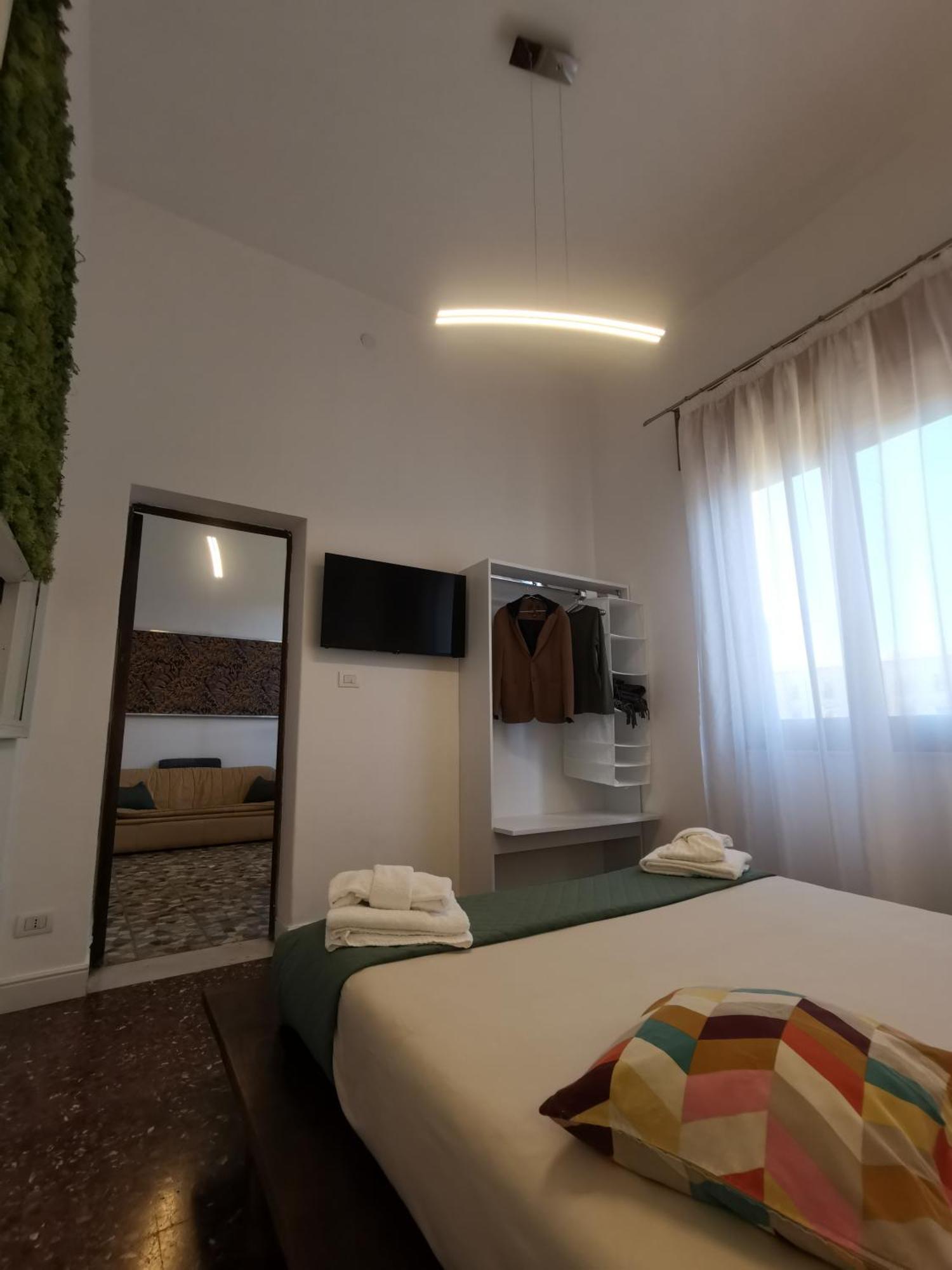 קטאניה Tiritu Apartments מראה חיצוני תמונה