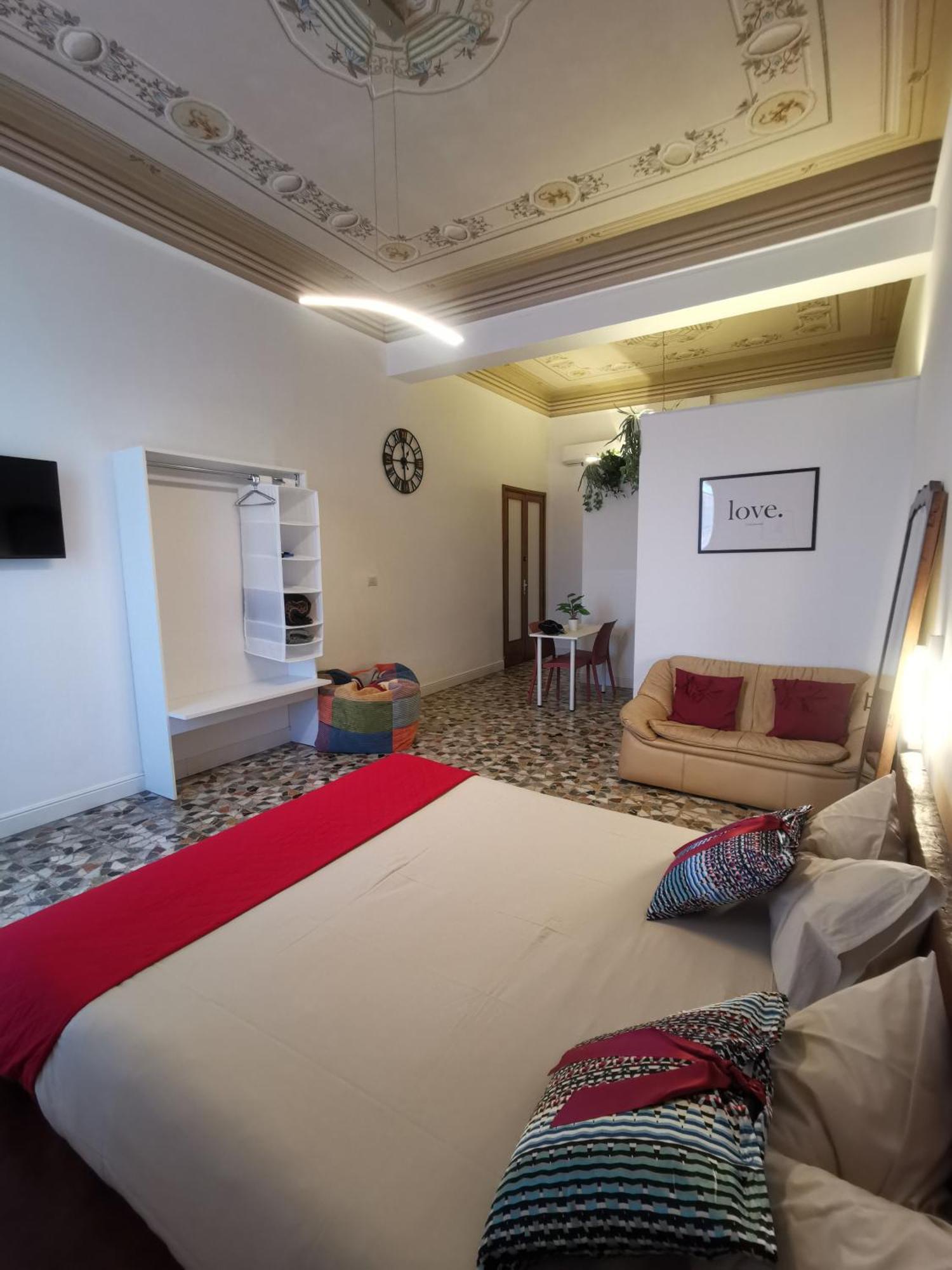 קטאניה Tiritu Apartments מראה חיצוני תמונה