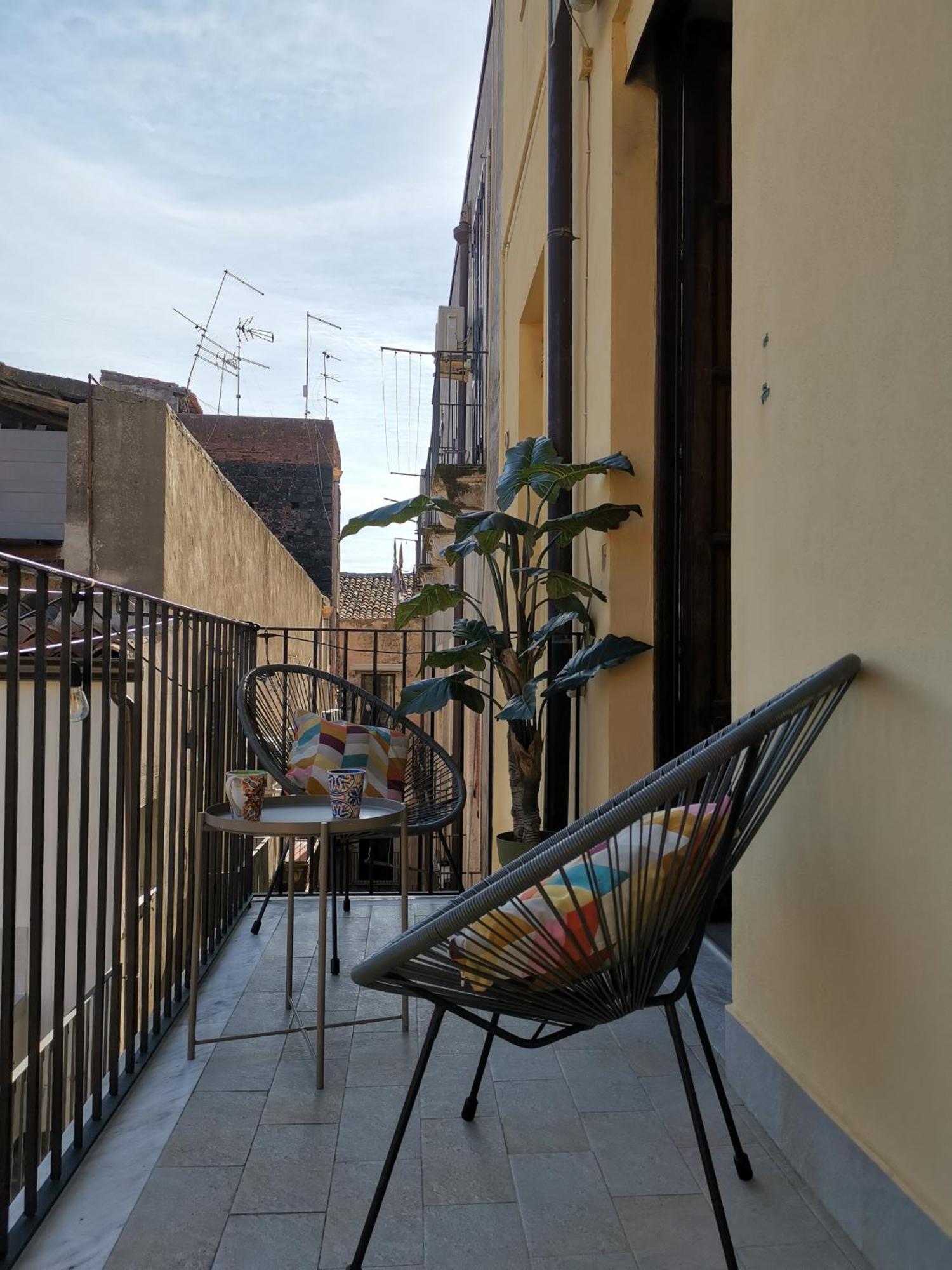 קטאניה Tiritu Apartments מראה חיצוני תמונה